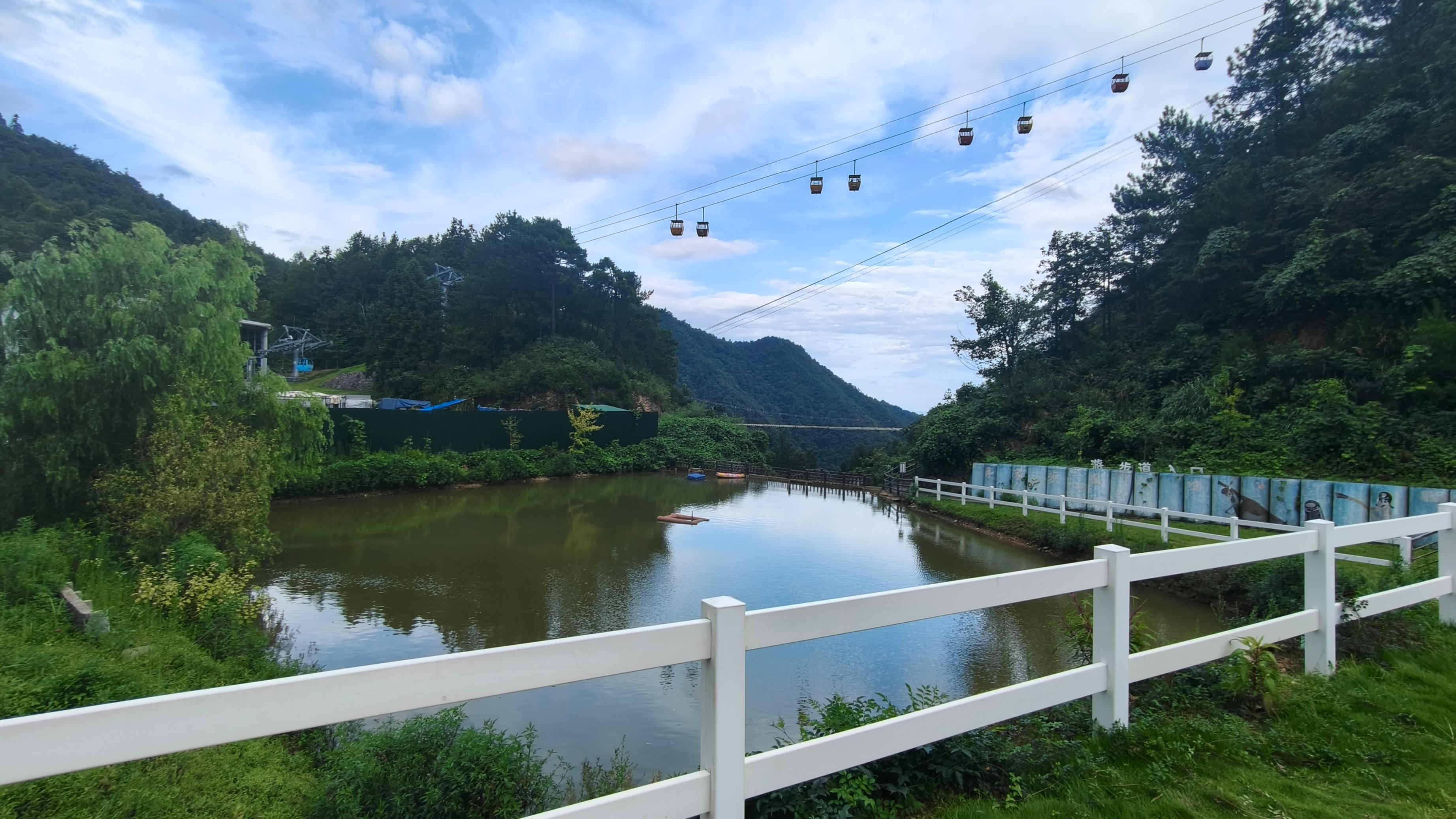 淳安县姜家镇桂溪村高球山山塘。受访者供图
