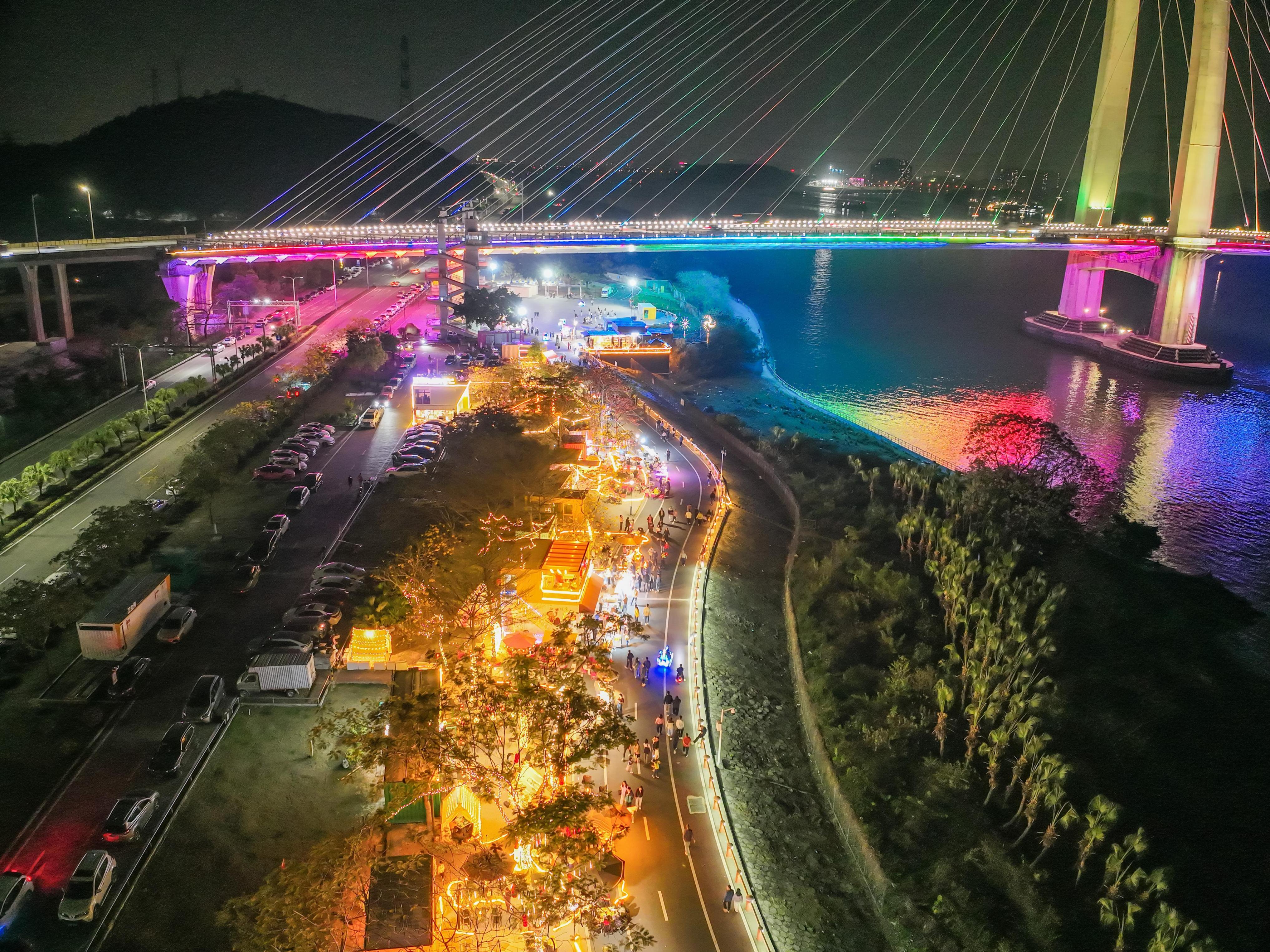 江门市蓬江区西江碧道水经济项目之一：江顺九点九集市。受访者供图
