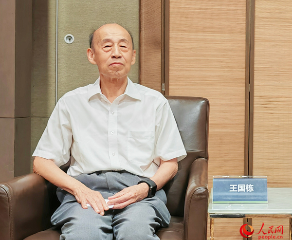 中国工程院院士王国栋。人民网记者 杜燕飞摄