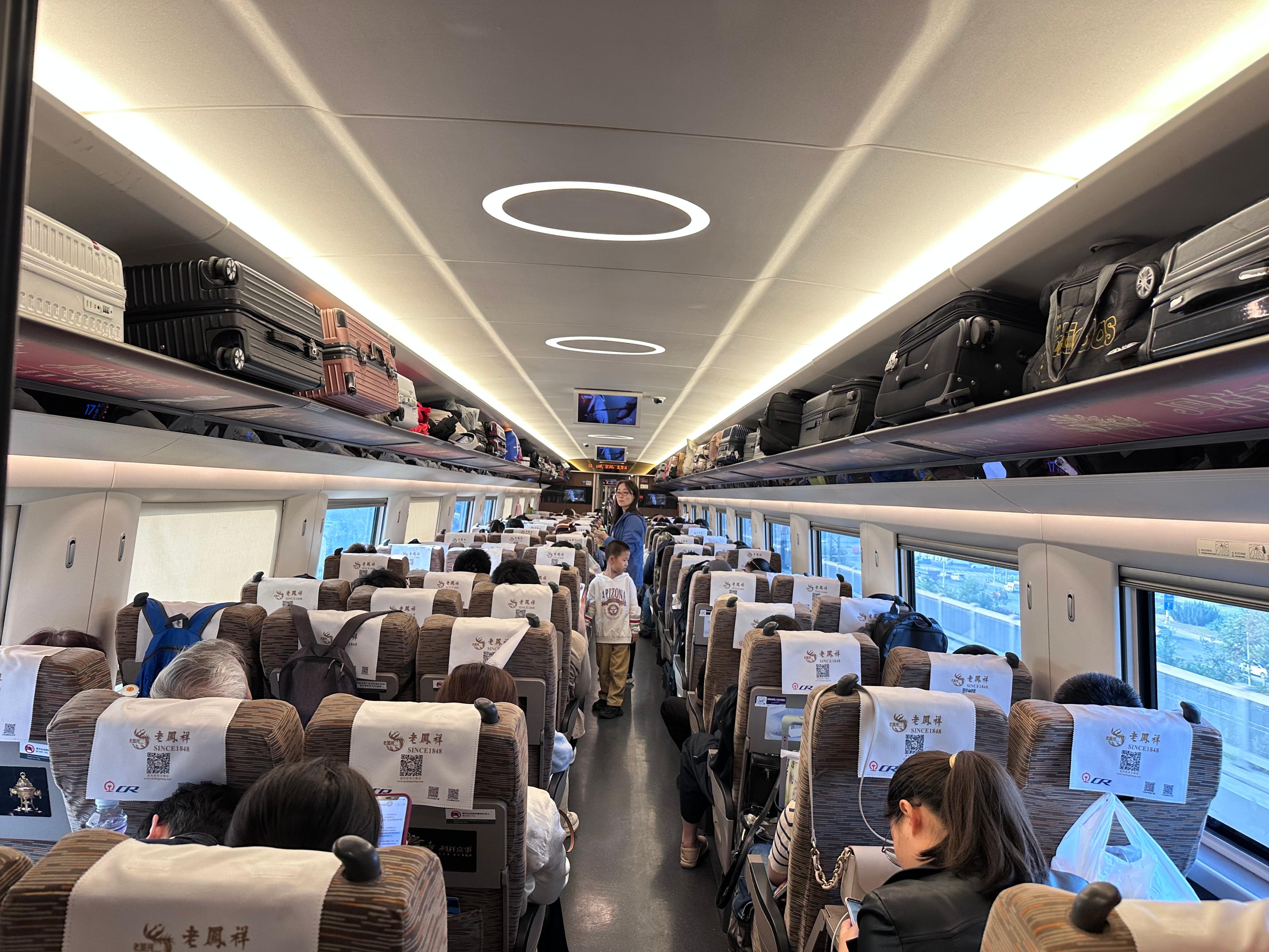 列车上的旅客。杨洋摄