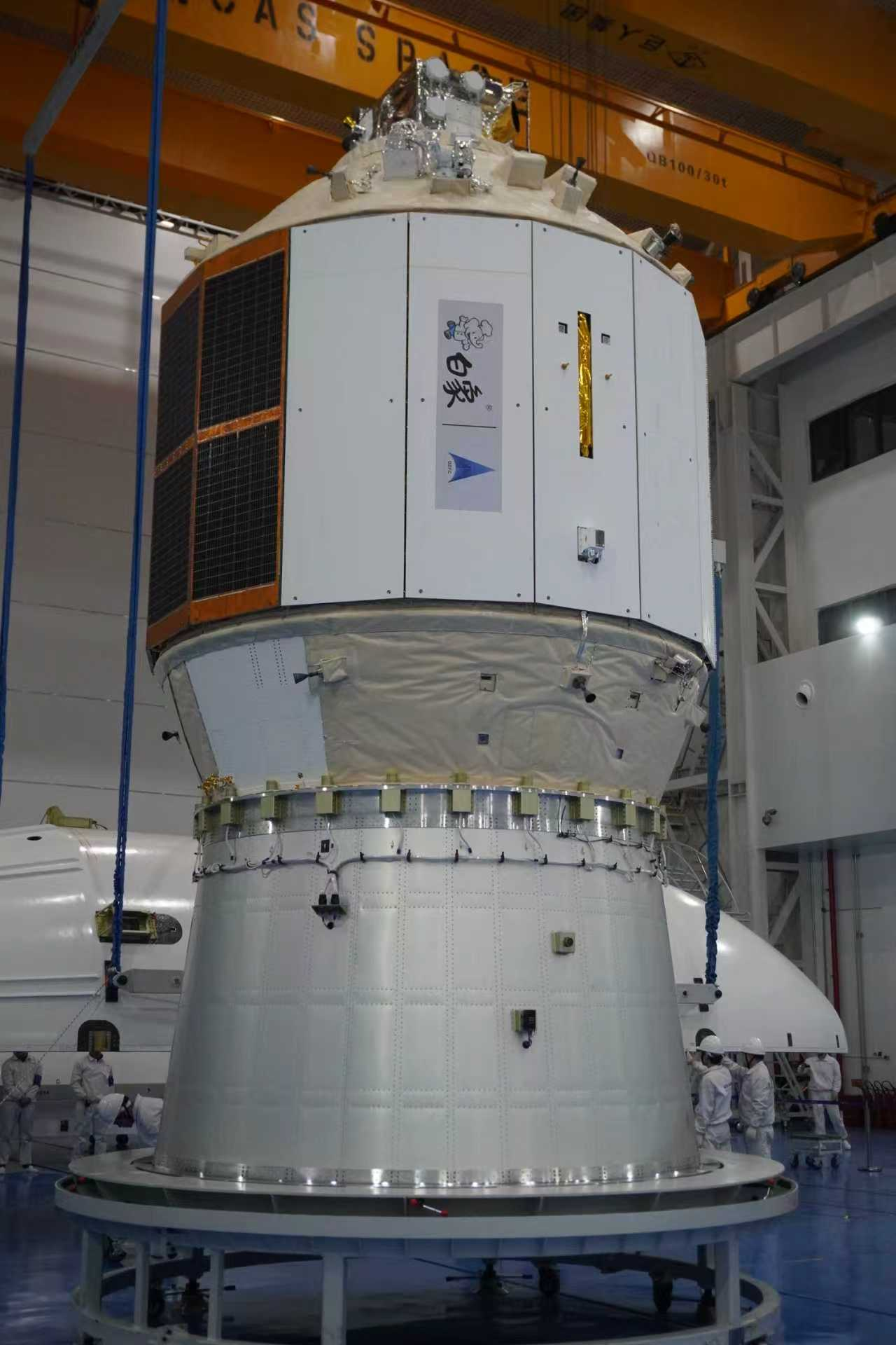 轻舟初样试飞船（白象号）。中国科学院微小卫星创新研究院供图