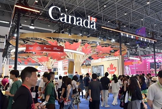 主宾国加拿大搭建400平方米的国家馆。人民网记者 任峰涛摄