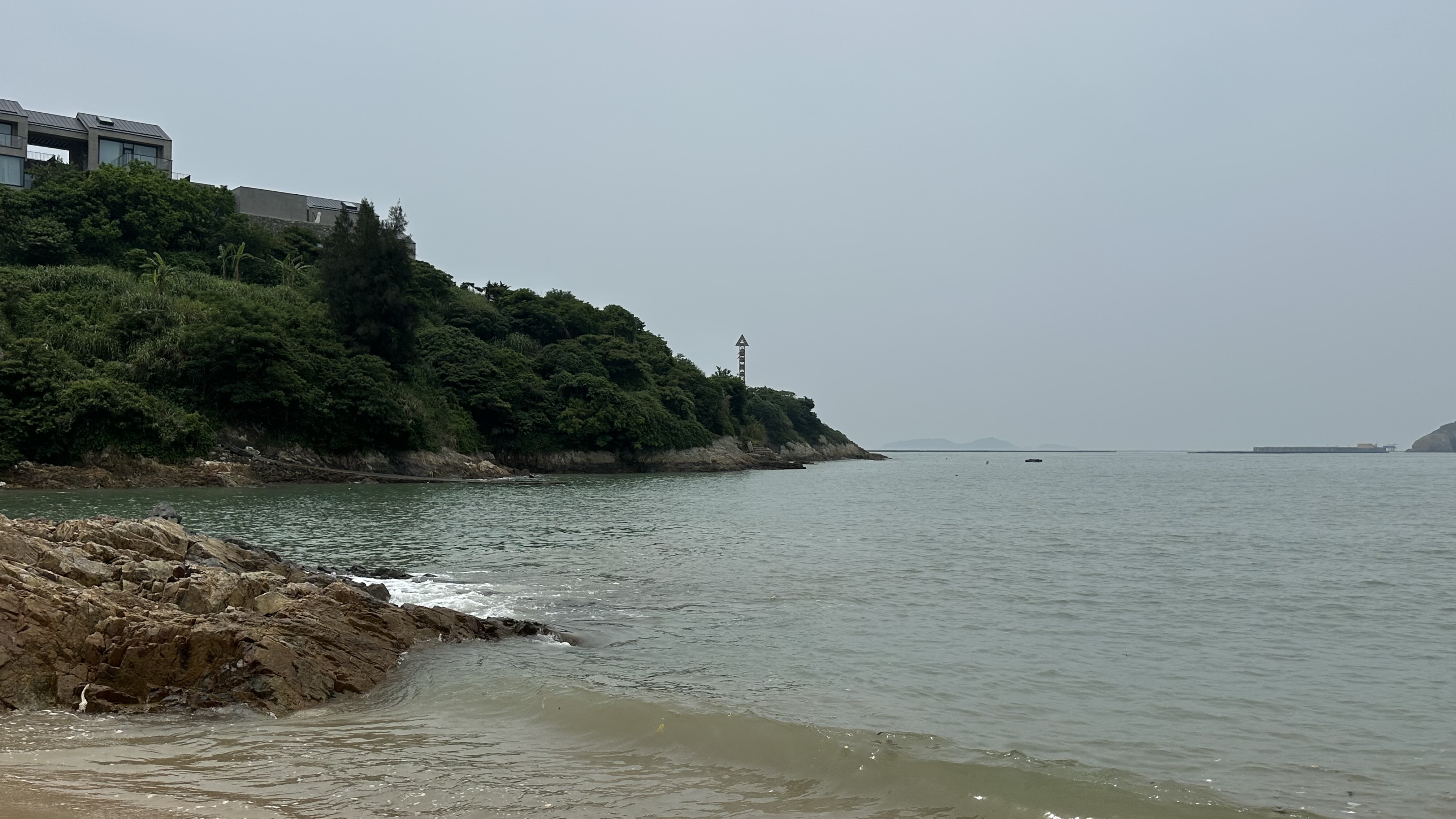 丁沟头沙滩。人民网记者 王绍绍摄
