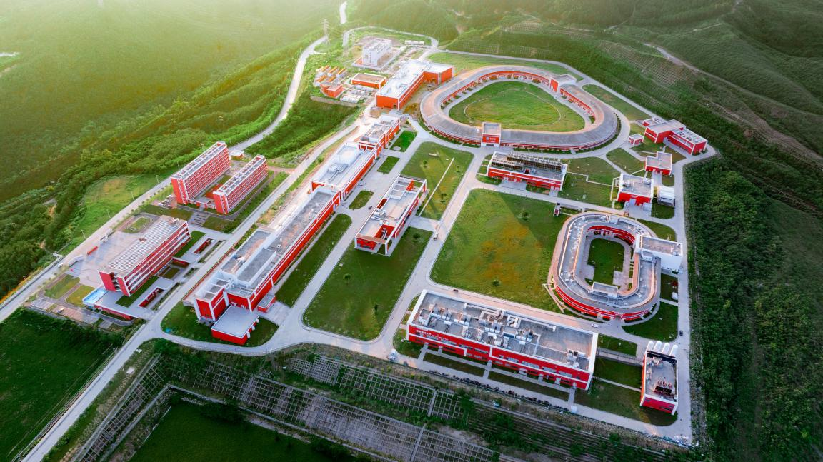 强流重离子加速器装置航拍图。中国科学院供图